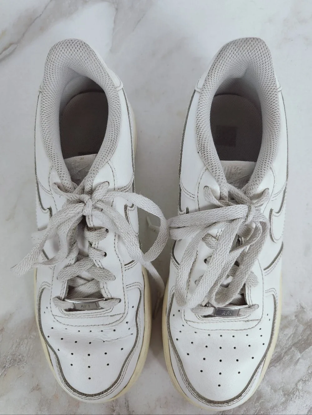 Nike Kids' Air Force 1 White Leather Low Sneakers Tennis Shoes, Sz 6Y